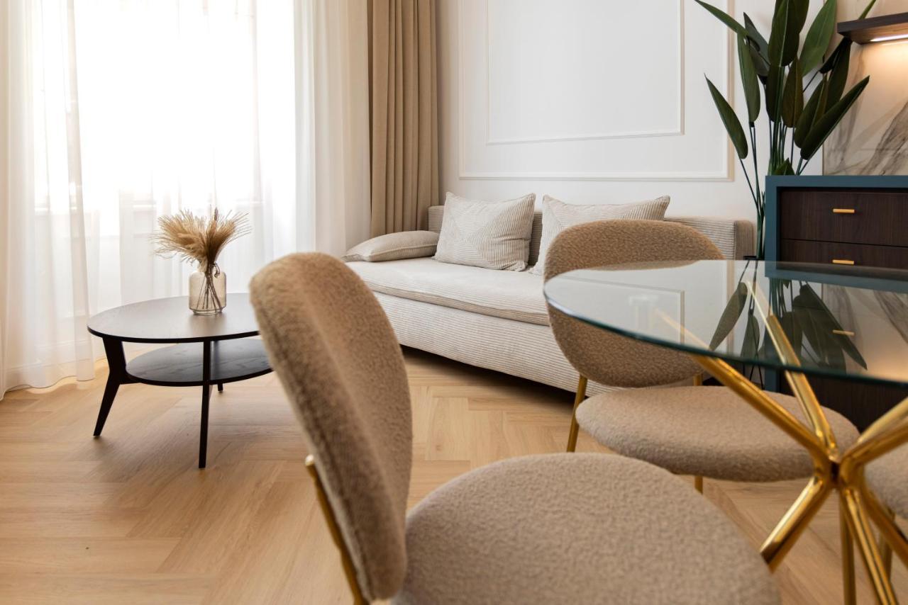 Geneve - Old Town Apartment Bratislava Esterno foto